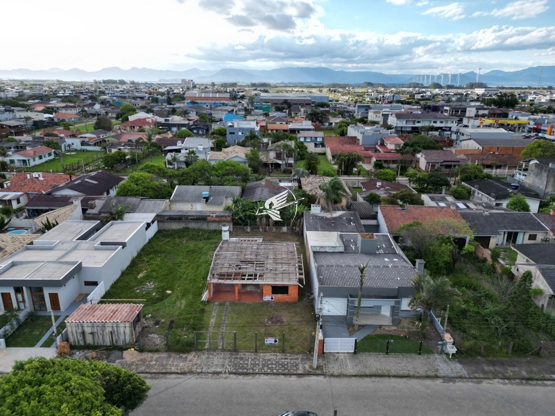 Terreno à venda no Centro de Xangri-Lá: 4ª foto da galeria de imagens do imóvel