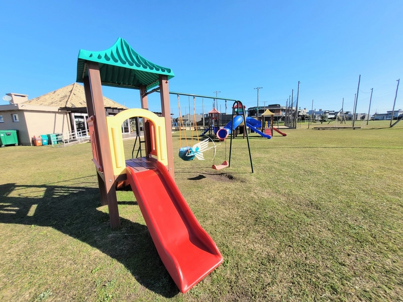 Lote/Terreno beira lago à venda no condomínio Riviera em Xangri-Lá: 26ª foto da galeria de imagens do imóvel