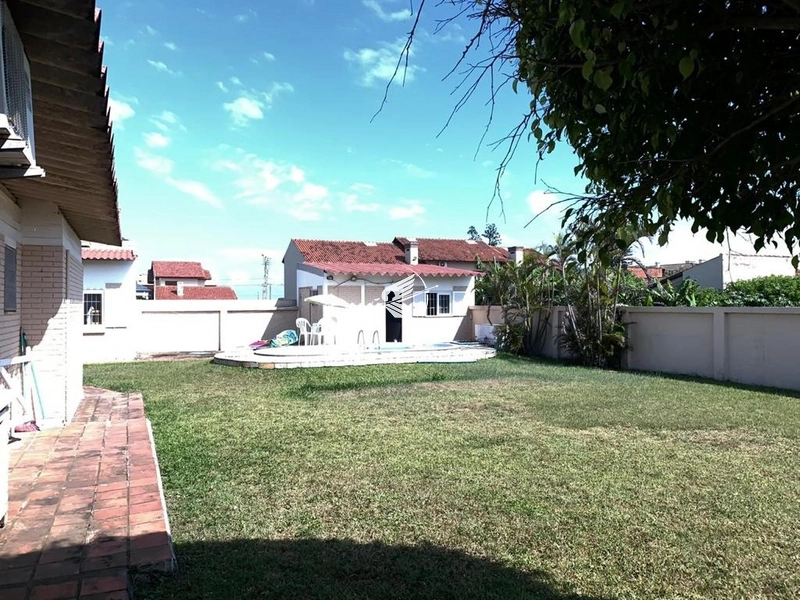 Casa térrea à venda no Centro de Xangri-Lá: 4ª foto da galeria de imagens do imóvel