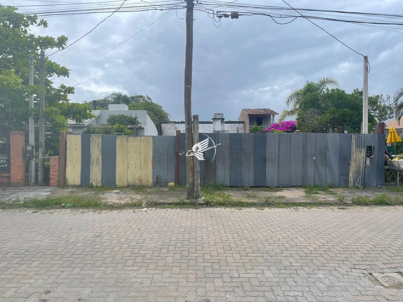 Lote/Terreno à venda no Centro de Xangri-Lá: 1ª foto da galeria de imagens do imóvel