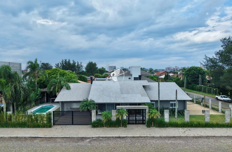 Casa à venda em Atlântida - Xangri-Lá: 1ª foto da galeria de imagens do imóvel