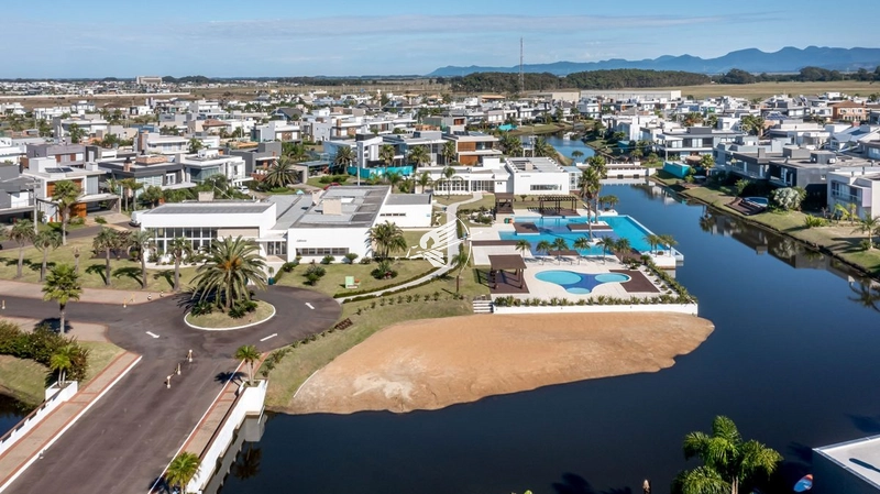 Lote/Terreno à venda no condomínio Malibu Beach Residence: 3ª foto da galeria de imagens do imóvel