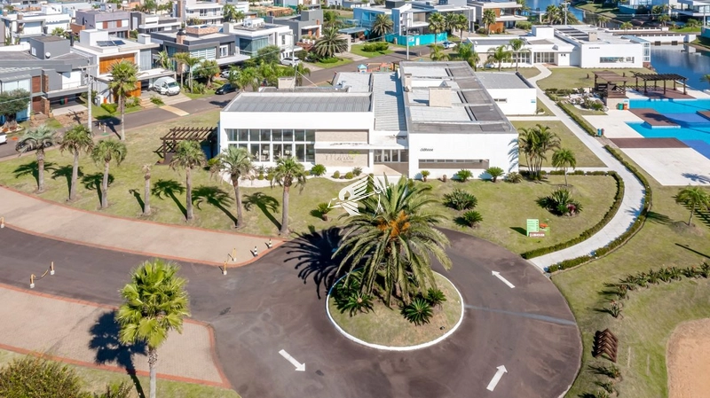 Lote/Terreno à venda no condomínio Malibu Beach Residence: 2ª foto da galeria de imagens do imóvel
