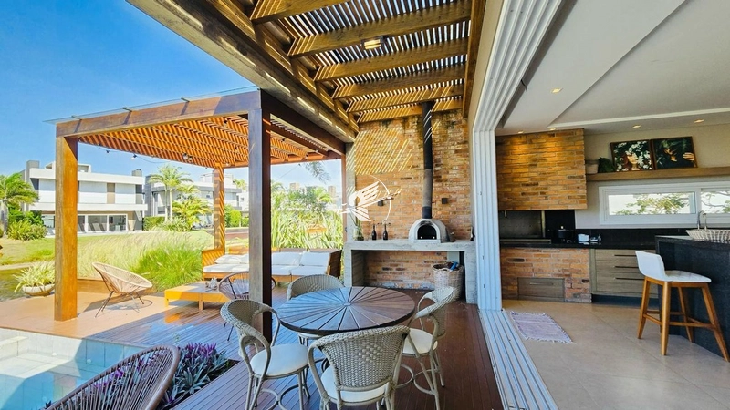 Sobrado beira lago no condomínio Malibu Beach Residence: 15ª foto da galeria de imagens do imóvel