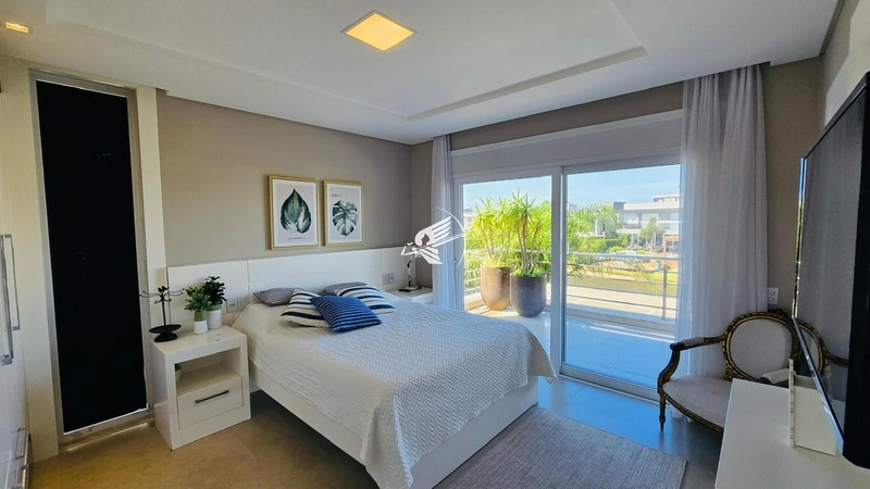 Sobrado beira lago no condomínio Malibu Beach Residence: 26ª foto da galeria de imagens do imóvel