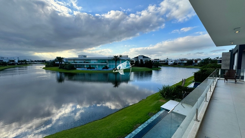 Sobrado beira lago à venda no condomínio Enseada Lagos em Xagri-Lá: 50ª foto da galeria de imagens do imóvel