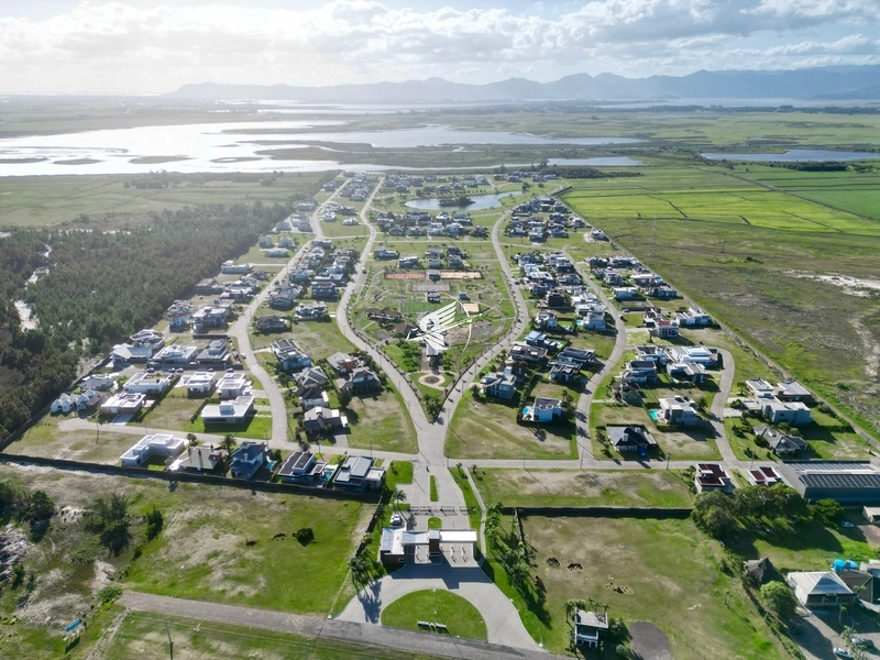 Lote/Terreno à venda no condomínio Lagoa do Passo: 1ª foto da galeria de imagens do imóvel