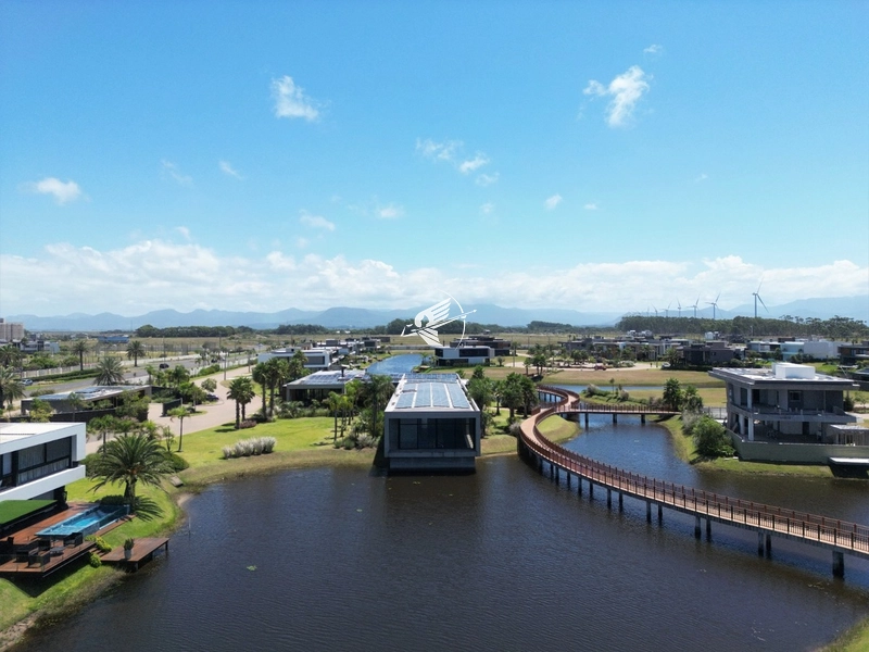 Lote/Terreno beira lago à venda no condomínio Sense em Xangri-Lá: 6ª foto da galeria de imagens do imóvel