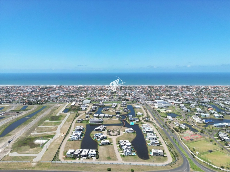 Lote/Terreno beira lago à venda no condomínio Sense em Xangri-Lá: 5ª foto da galeria de imagens do imóvel