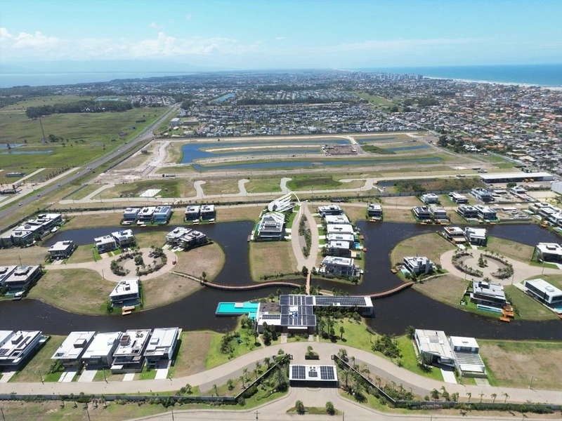 Lote/Terreno beira lago à venda no condomínio Sense em Xangri-Lá: 27ª foto da galeria de imagens do imóvel