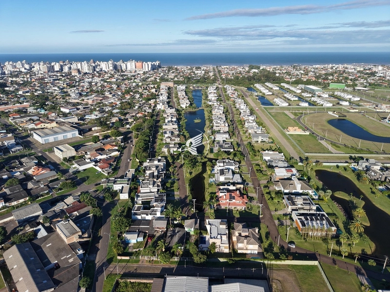 Sobrado beira lago no condomínio Villagio Atlântida: 27ª foto da galeria de imagens do imóvel