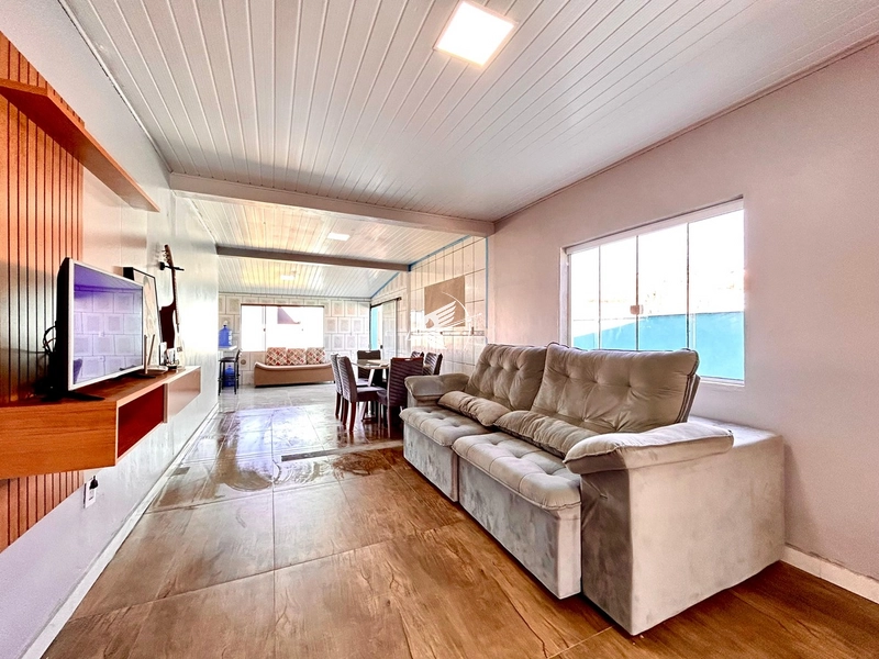 Casa à venda em Rainha do Mar: 2ª foto da galeria de imagens do imóvel