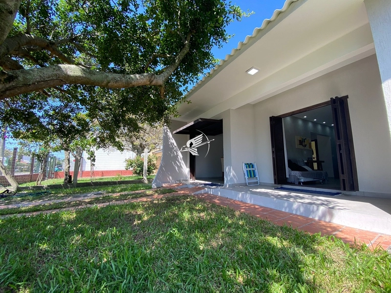 Casa á venda em Xangri-lá, bairro Rainha do Mar: 2ª foto da galeria de imagens do imóvel