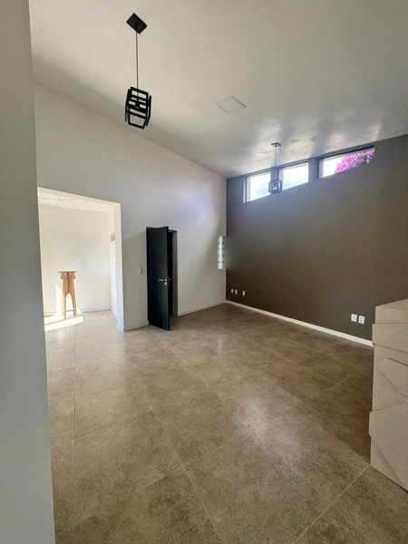 : 2ª foto da galeria de imagens do imóvel