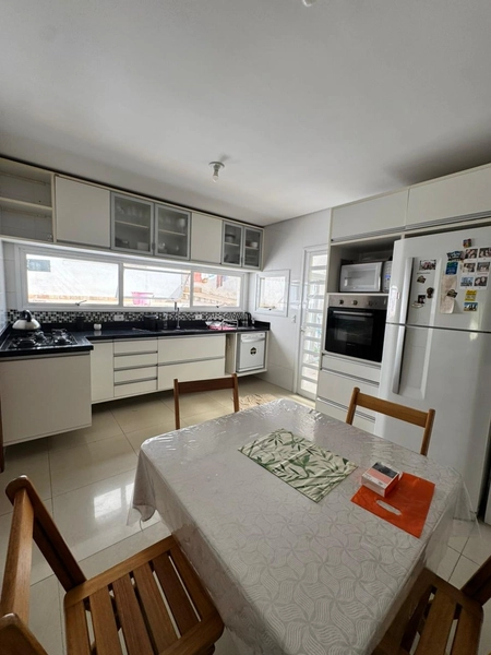 : 7ª foto da galeria de imagens do imóvel