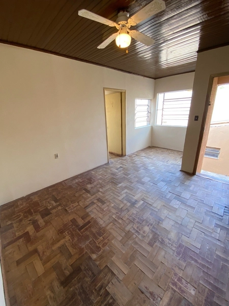 CASA PRINCIPAL, SALA COMERCIAL E APARTAMENTO EM SÓ LOCAL!: 6ª foto da galeria de imagens do imóvel