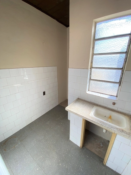 CASA PRINCIPAL, SALA COMERCIAL E APARTAMENTO EM SÓ LOCAL!: 4ª foto da galeria de imagens do imóvel