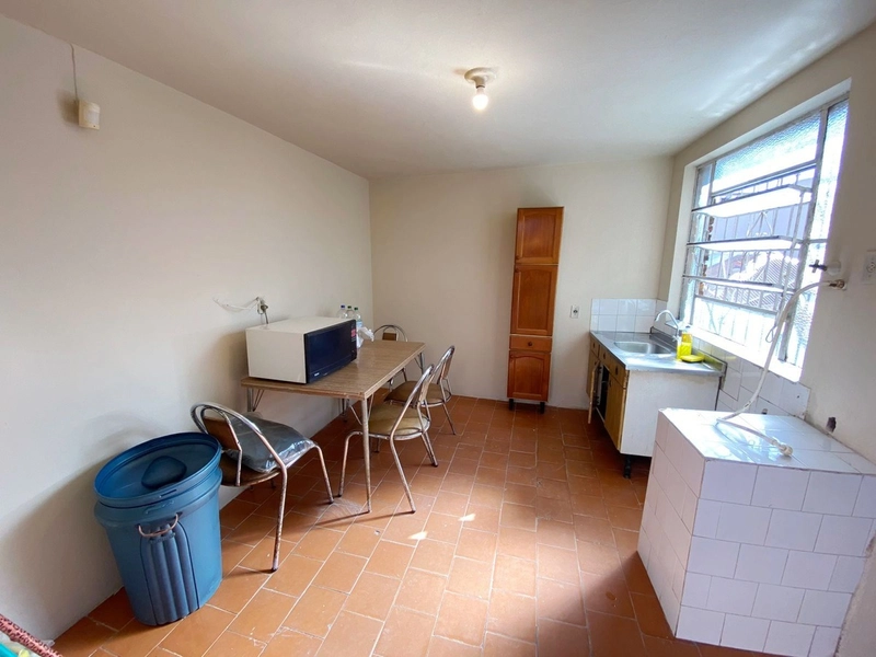CASA PRINCIPAL, SALA COMERCIAL E APARTAMENTO EM SÓ LOCAL!: 9ª foto da galeria de imagens do imóvel