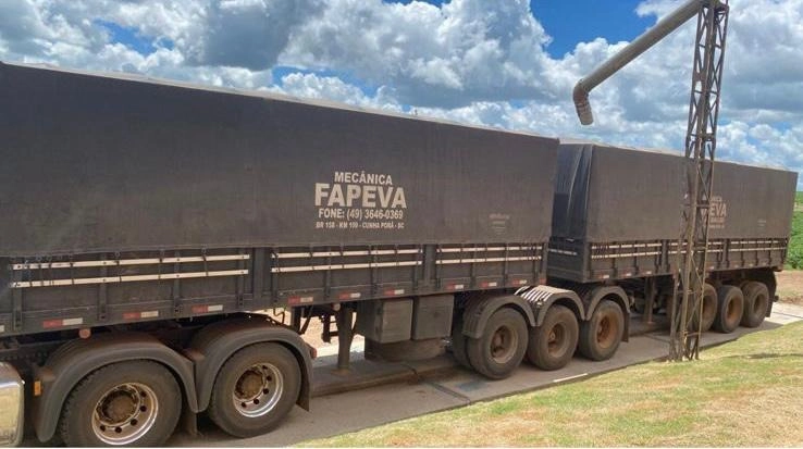 734 HECTARES COM PIVÔ E ARMAZÉM, PERTO DO ASFALTO: 11ª foto da galeria de imagens do imóvel