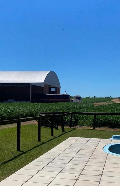 734 HECTARES COM PIVÔ E ARMAZÉM, PERTO DO ASFALTO: 14ª foto da galeria de imagens do imóvel