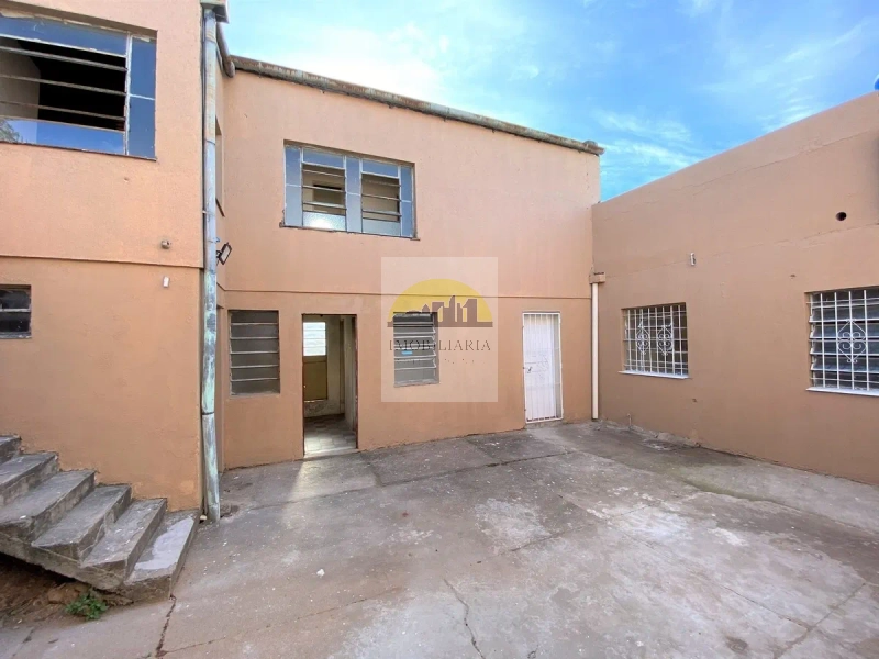 CASA PRINCIPAL, SALA COMERCIAL E APARTAMENTO EM SÓ LOCAL!: 17ª foto da galeria de imagens do imóvel