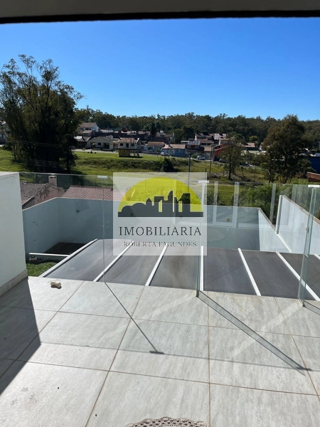 Belíssima casa no Jardim Europa por 320 mil dólares: 1ª foto da galeria de imagens do imóvel