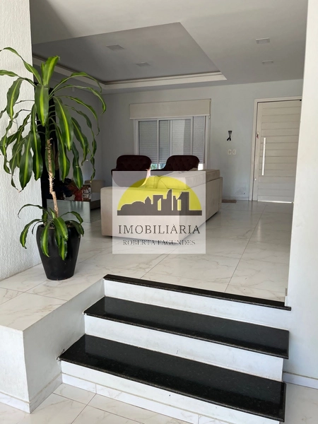 Belíssima casa no Jardim Europa por 320 mil dólares: 3ª foto da galeria de imagens do imóvel