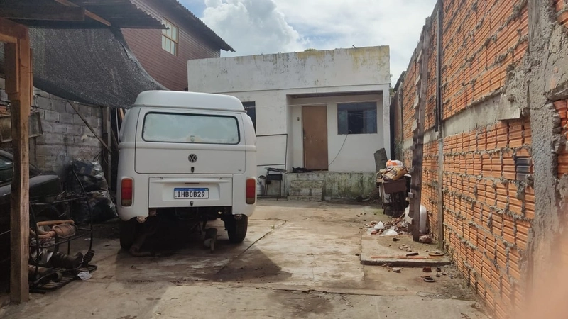 Aos fundos com estrutura de uma casa com metragem de 06x07: 7ª foto da galeria de imagens do imóvel