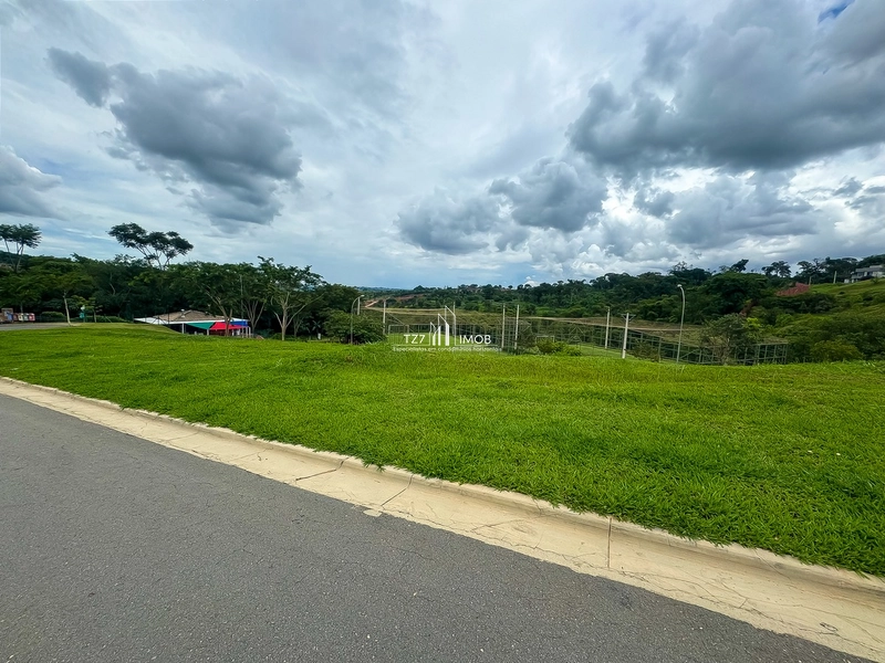 Lote plano Jardins Bolonha - Lote com 300m² - quitado e Registrado: 2ª foto da galeria de imagens do imóvel