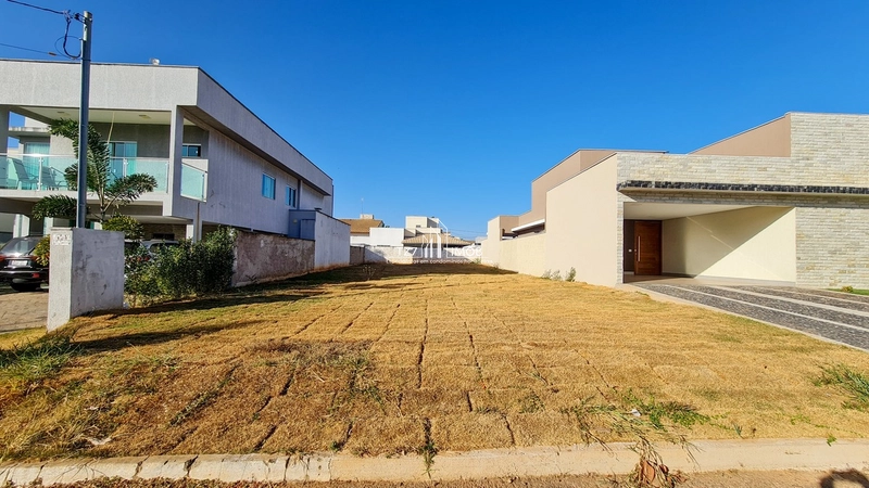 Lote Jardim Veneza - Lote com 360,00m²: 1ª foto da galeria de imagens do imóvel