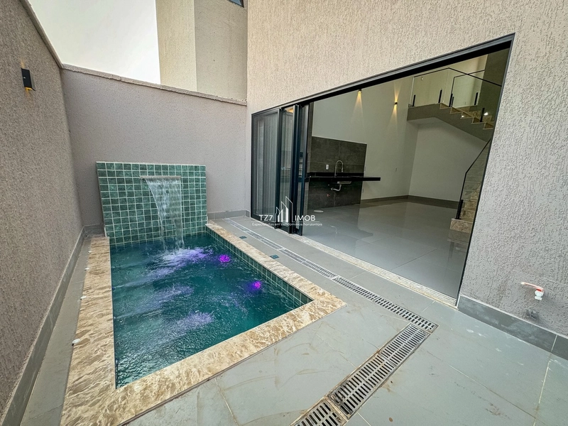 Casa Subtérrea com 3 suítes no condomínio Jardins Capri.: 13ª foto da galeria de imagens do imóvel