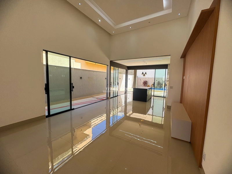 Casa térrea com 3 suítes plenas sendo uma master + Home Office.: 4ª foto da galeria de imagens do imóvel