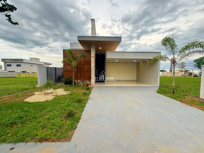 Casa térrea com 3 suítes plenas sendo uma master + Home Office.: 1ª foto da galeria de imagens do imóvel