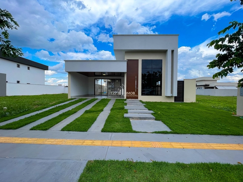 Casa térrea com 3 suítes plenas sendo uma master + Home Office.