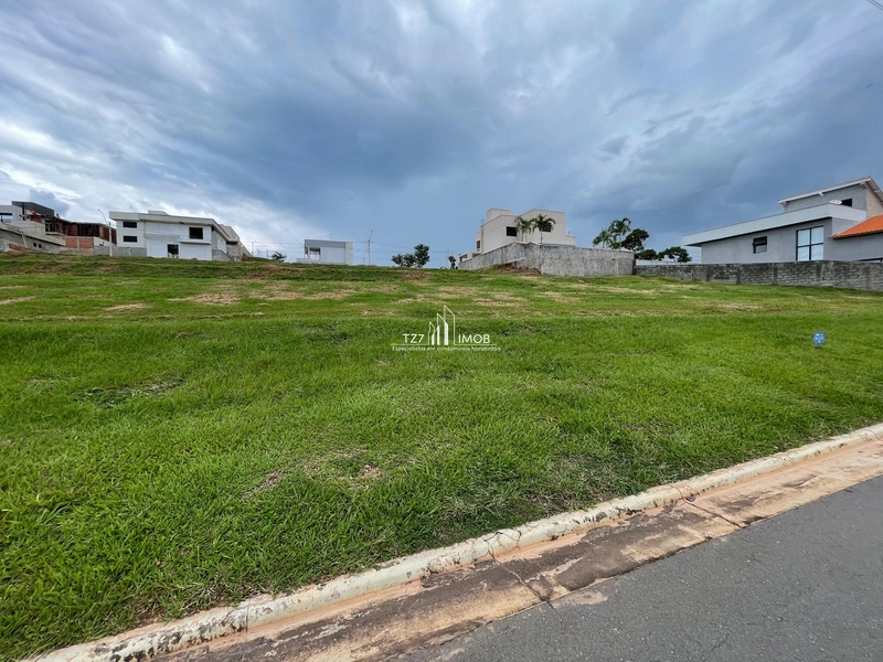 Jardins Porto - Lote com 300,00 m²- Quitado e Registrado R$ 265.000,00: 3ª foto da galeria de imagens do imóvel