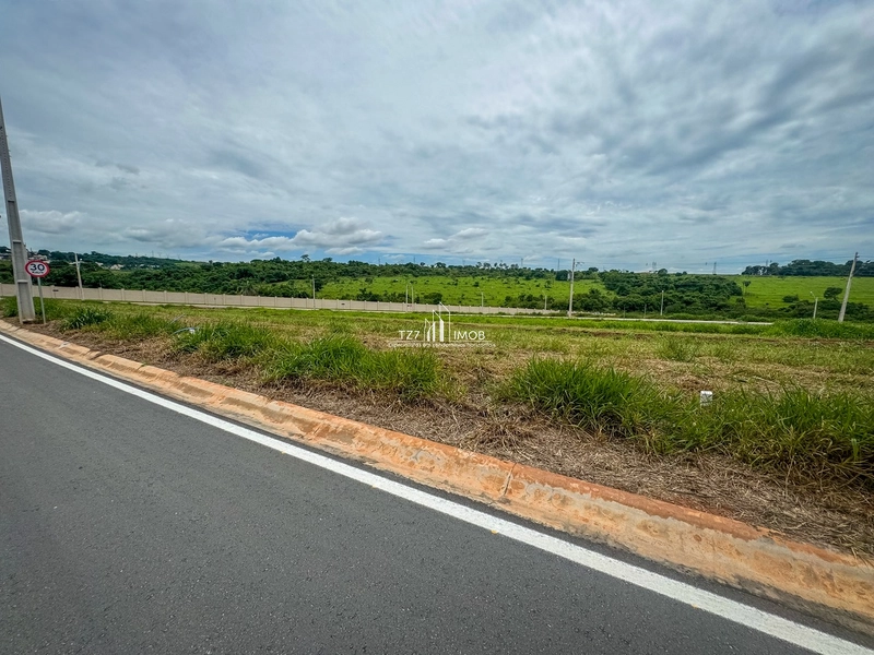 Lote vinhas Flamboyant com 260,00 m² - Entrada 3X de R$ 16.462,90: 2ª foto da galeria de imagens do imóvel
