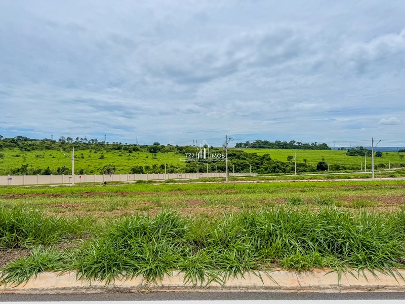 Lote vinhas Flamboyant com 260,00 m² - Entrada 3X de R$ 16.462,90: 1ª foto da galeria de imagens do imóvel