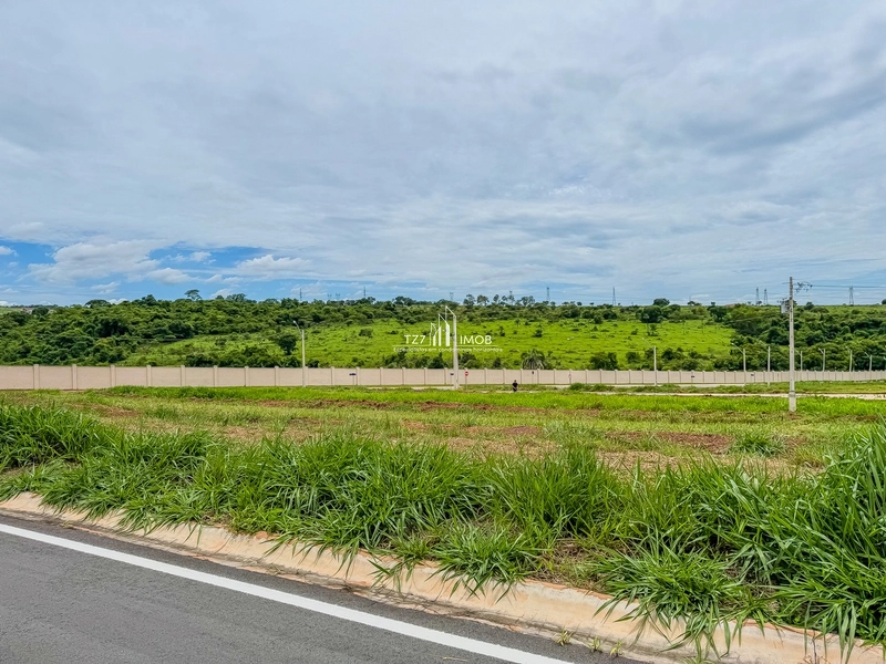Lote vinhas Flamboyant com 260,00 m² - Entrada 3X de R$ 16.462,90: 4ª foto da galeria de imagens do imóvel