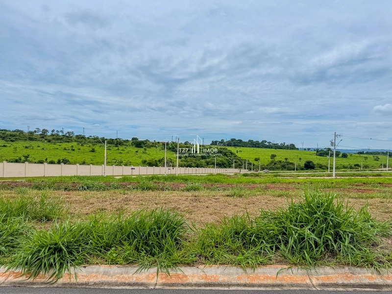 Lote vinhas Flamboyant com 260,00 m² - Entrada 3X de R$ 16.462,90: 1ª foto da galeria de imagens do imóvel