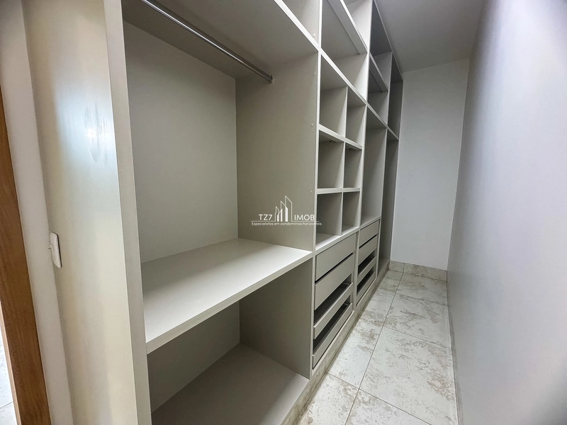Casa no Jardim Veneza, com 3 suítes plenas, completa em armários.: 22ª foto da galeria de imagens do imóvel