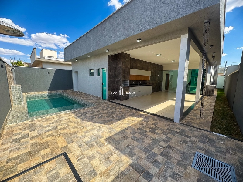 Casa no Jardim Veneza, com 3 suítes plenas, completa em armários.: 11ª foto da galeria de imagens do imóvel