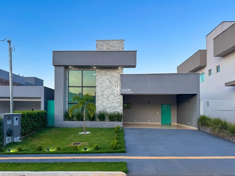 Casa no Jardim Veneza, com 3 suítes plenas, completa em armários.