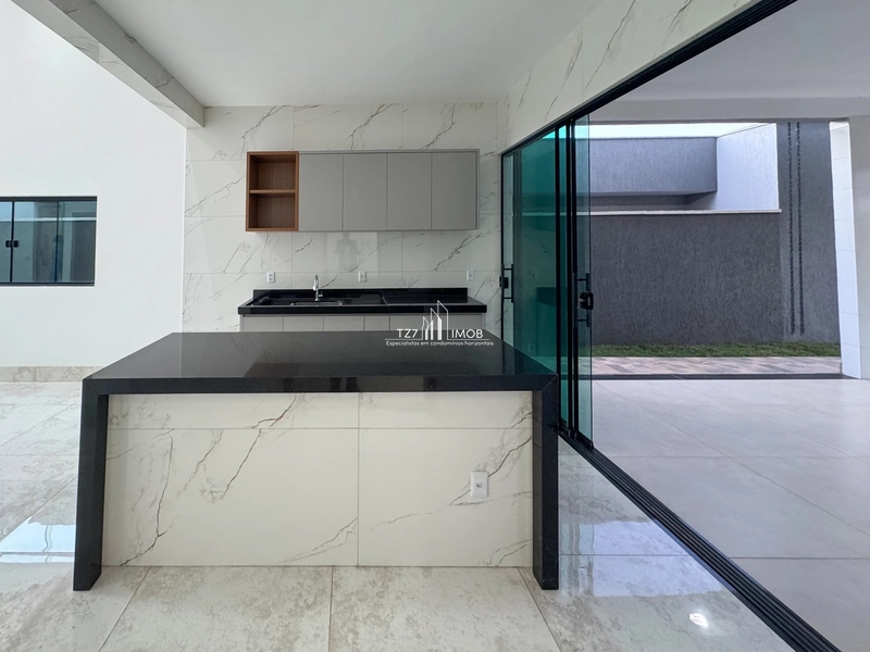 Casa no Jardim Veneza, com 3 suítes plenas, completa em armários.: 9ª foto da galeria de imagens do imóvel