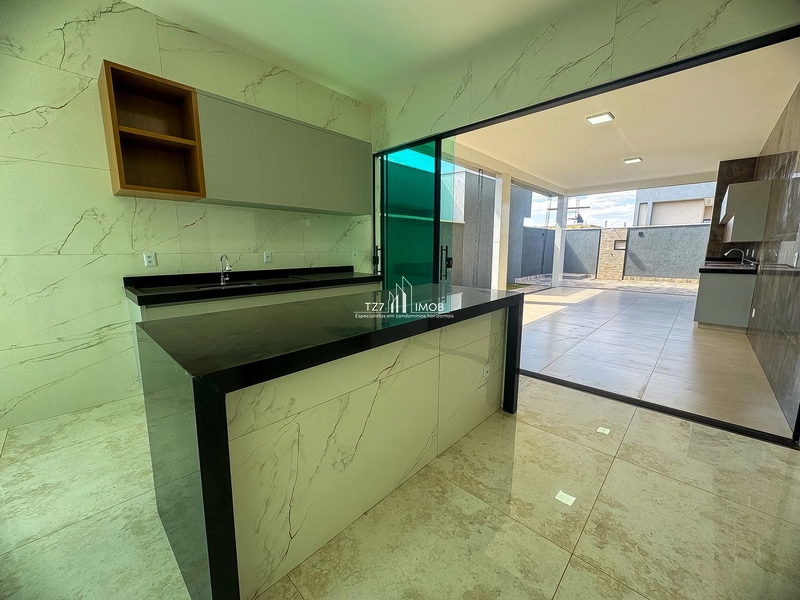 Casa no Jardim Veneza, com 3 suítes plenas, completa em armários.: 6ª foto da galeria de imagens do imóvel