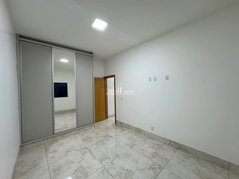 Casa no Jardim Veneza, com 3 suítes plenas, completa em armários.: 18ª foto da galeria de imagens do imóvel
