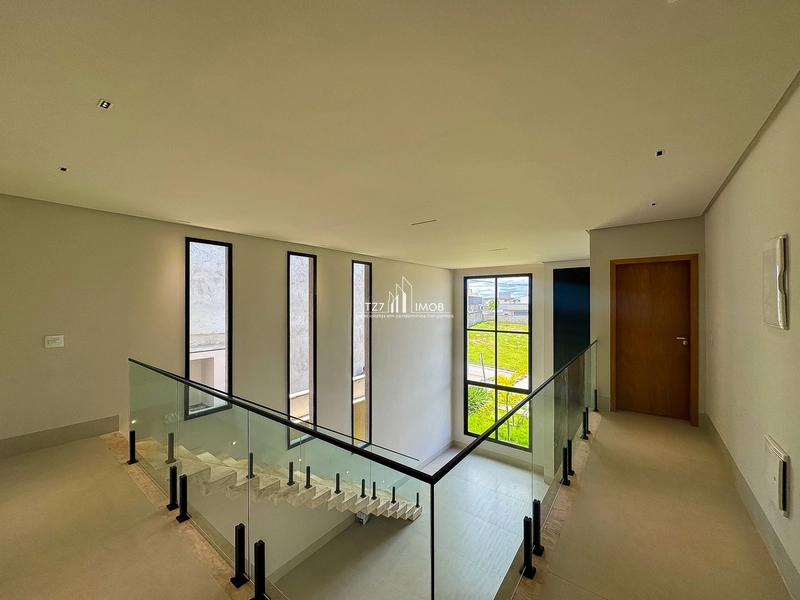 Sobrado com armarios, 3 suítes plenas sendo uma master com closet: 21ª foto da galeria de imagens do imóvel