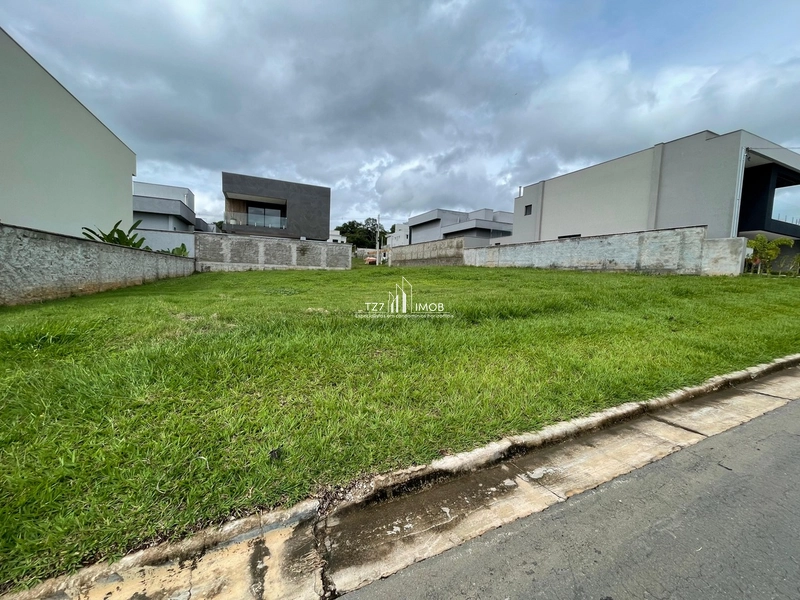 Jardins Barcelona - Lote com 300,00 m²- Quitado e Registrado R$275.000: 2ª foto da galeria de imagens do imóvel