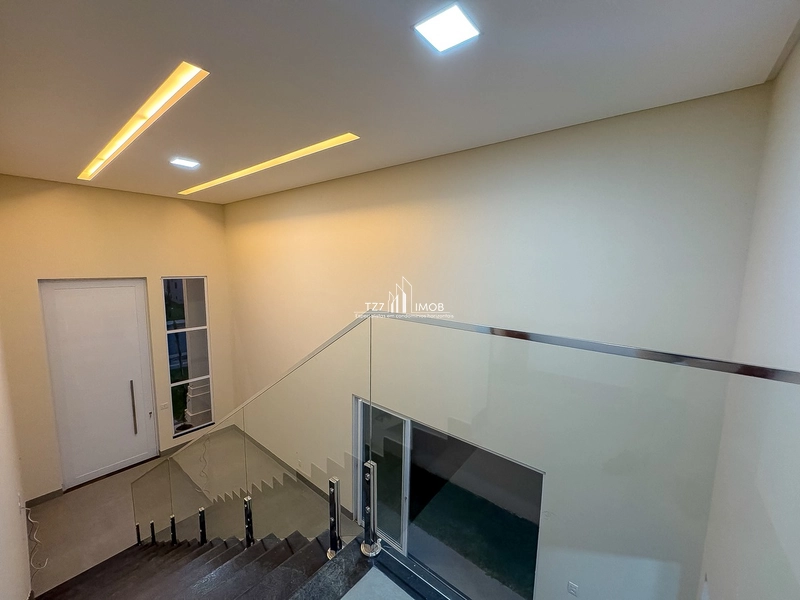 Ágio Sobrado de Arquitetura Neoclássica com 5 quartos sendo 3 suítes.: 19ª foto da galeria de imagens do imóvel