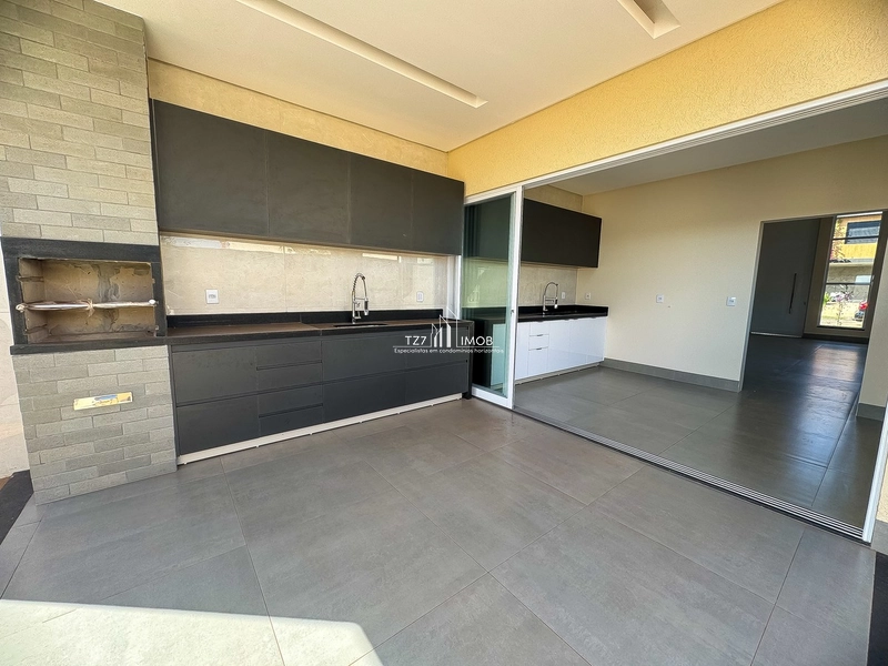 Ágio Sobrado de Arquitetura Neoclássica com 5 quartos sendo 3 suítes.: 11ª foto da galeria de imagens do imóvel