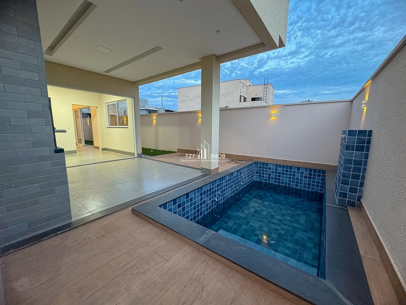 Ágio Sobrado de Arquitetura Neoclássica com 5 quartos sendo 3 suítes.: 13ª foto da galeria de imagens do imóvel